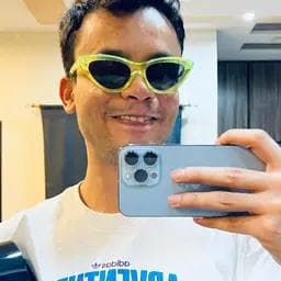 Hamza Saleem's avatar